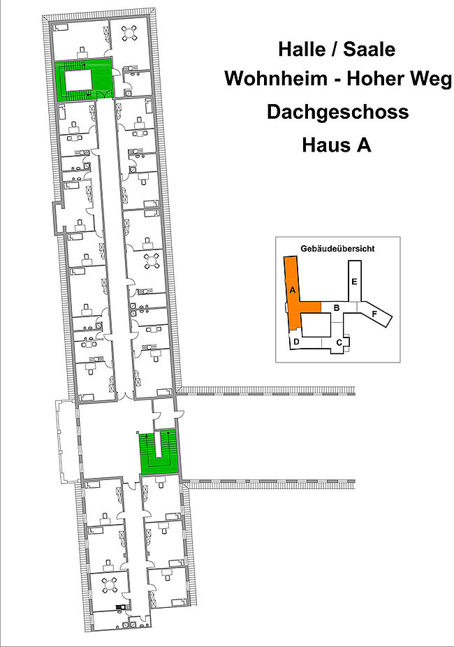 "Grundriss des Dachgeschosses von Haus A im Wohnheim Hoher Weg. Die markierten grünen Bereiche zeigen die Lage der Hallen bzw. Säle. Ein kleiner Übersichtsplan zeigt die Lage des Gebäudes im Gesamtkomplex."